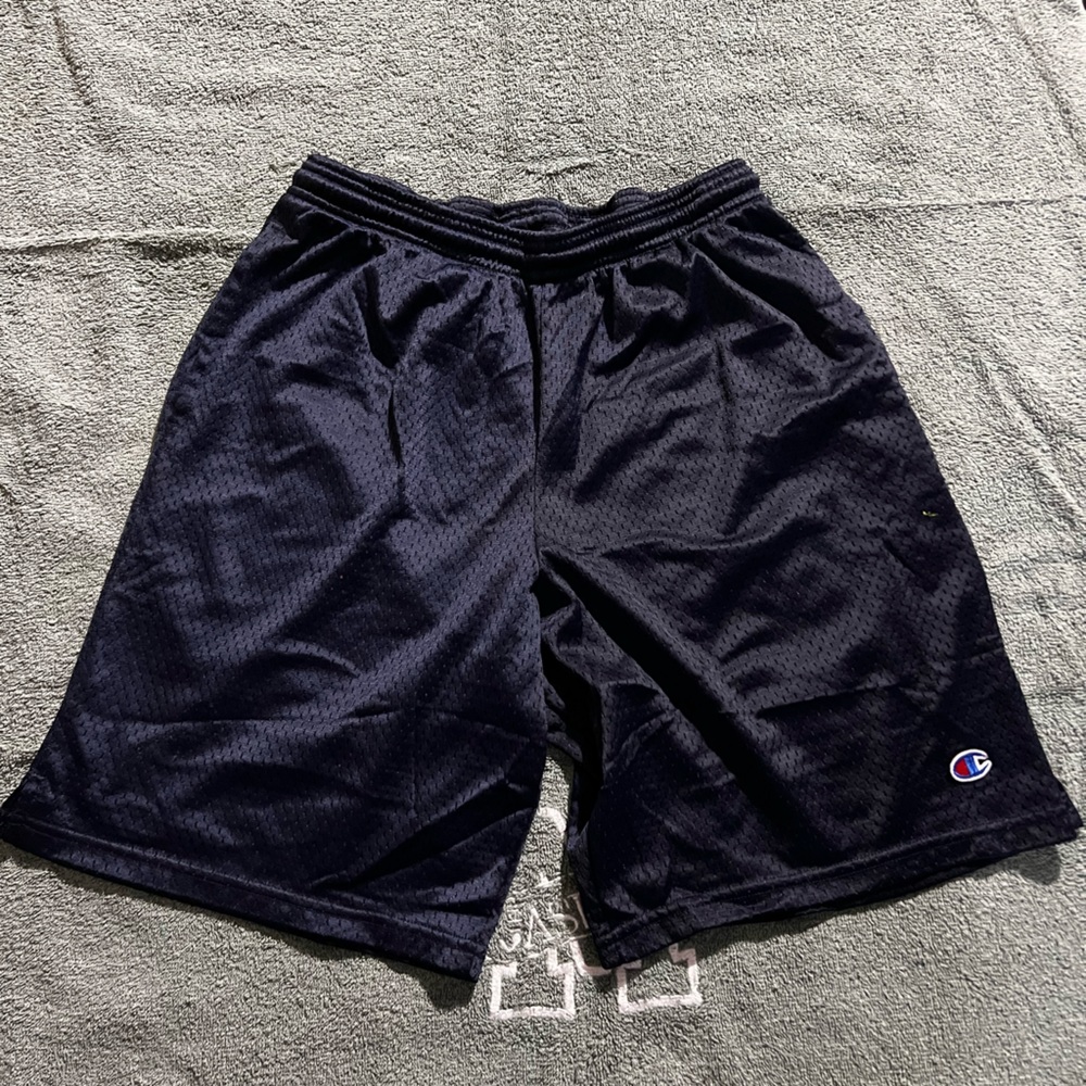 Navy Blue Champion Basketball Shorts 🔥🏀 SIZE:S